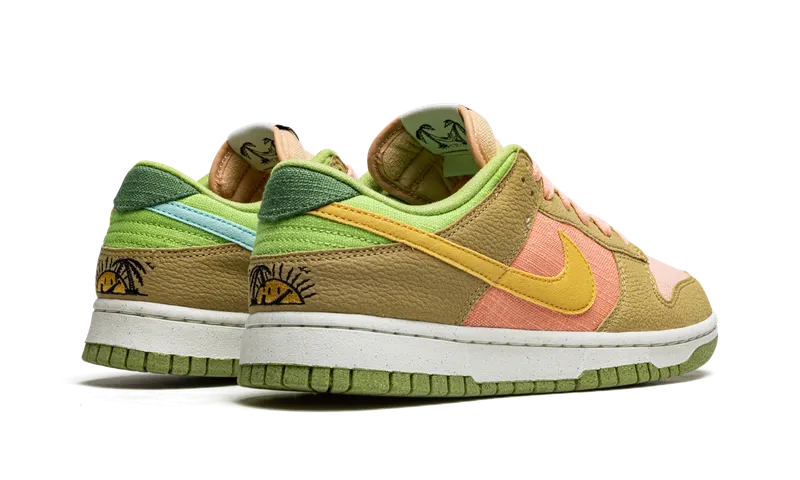 Nike Dunk Low “Sun Club” (DM0583-800)