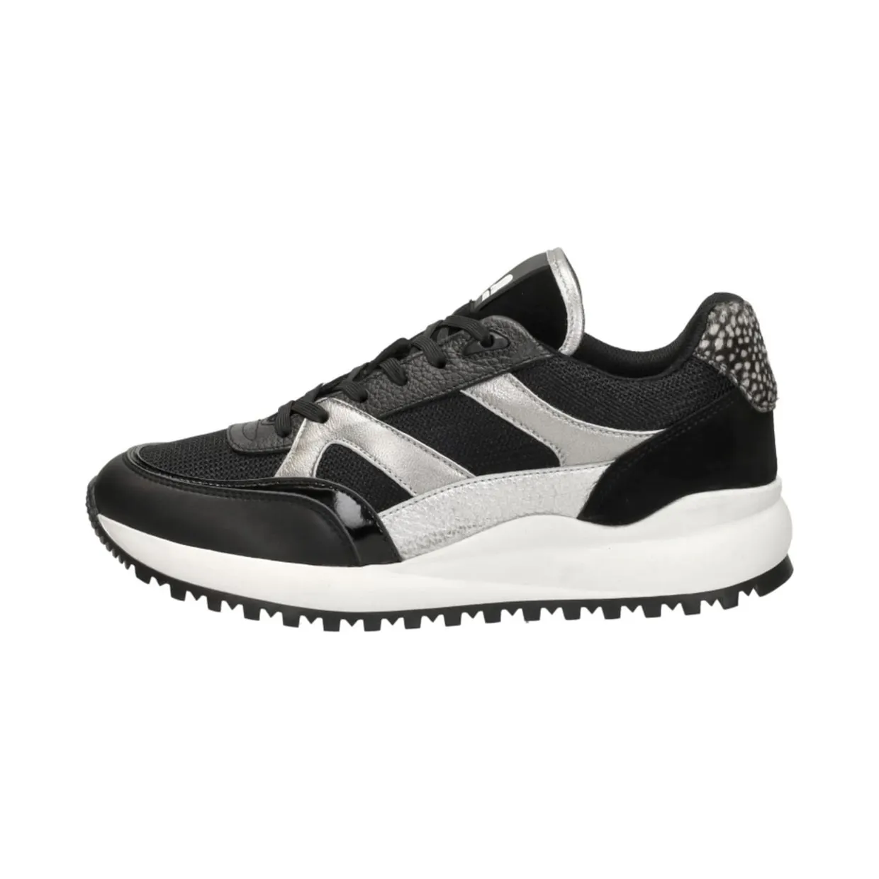 maruti-sneaker 66172801