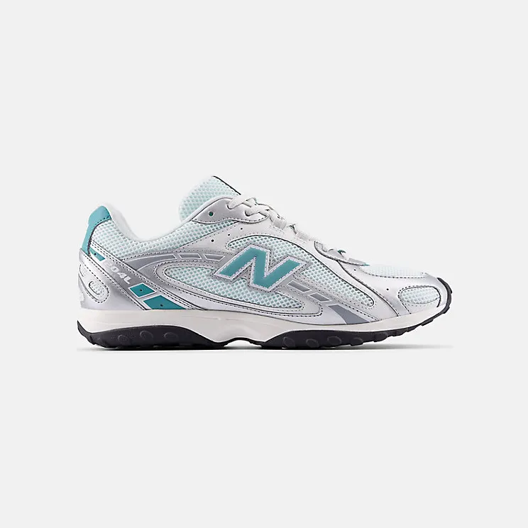 New Balance 204L Light Silver Metallic (U204L7A8)