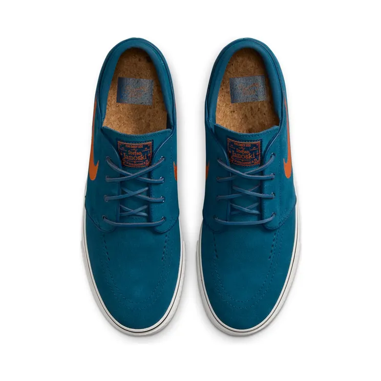 nike-air-force FD6757-401