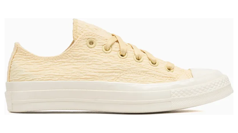 converse-chuck-taylor-all-star A19119C