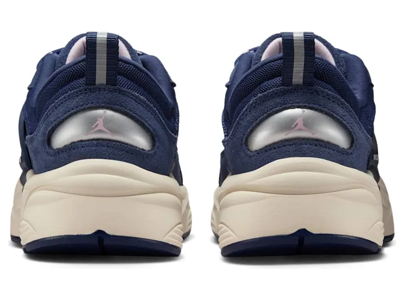 air-jordan-trunner IB3722-400