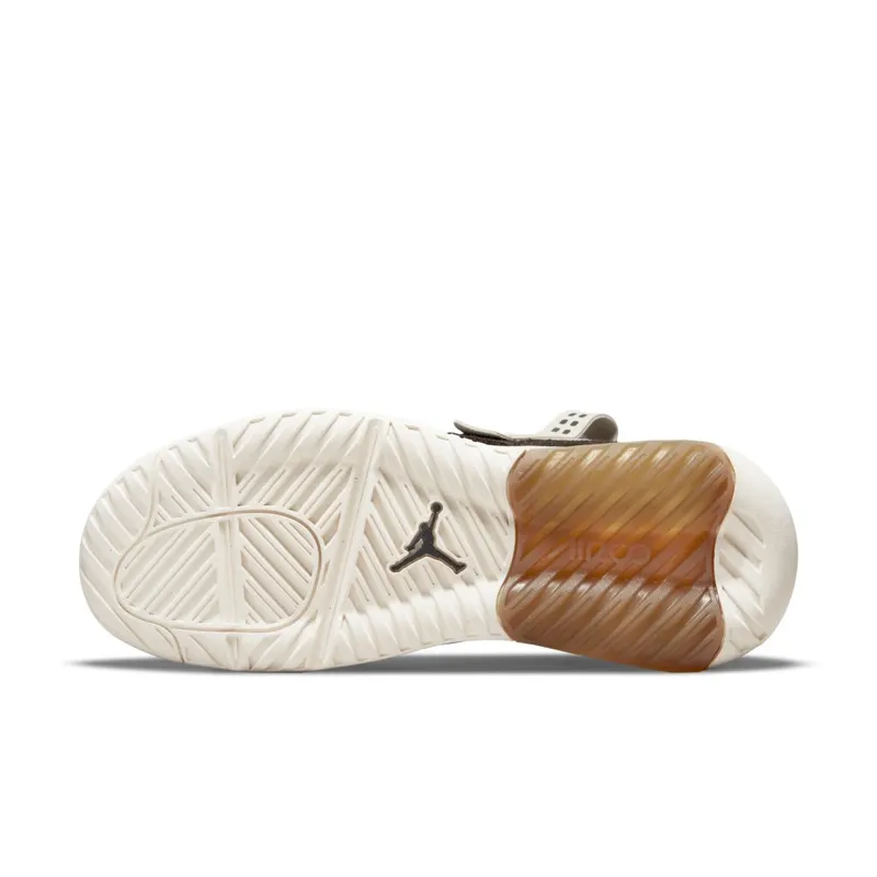 Jordan MA2 Treat Yourself (CV8122-120)