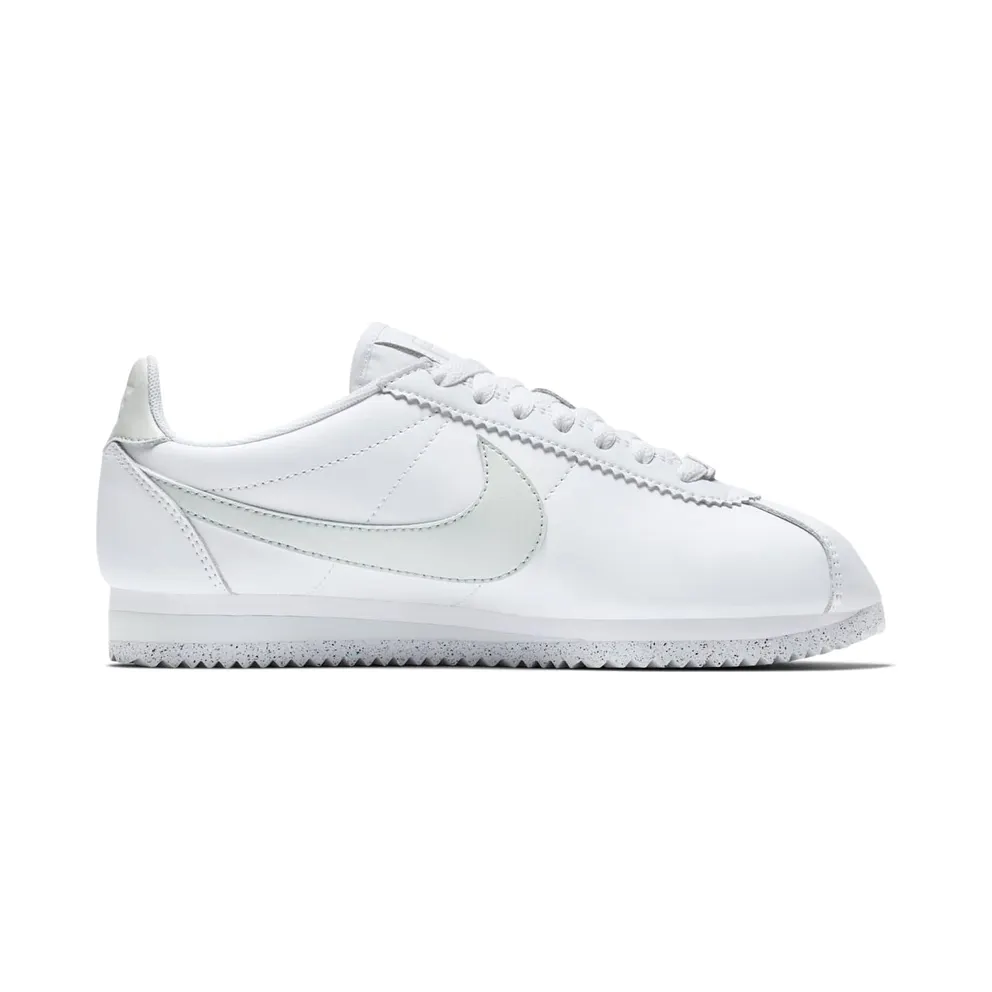 Nike Classic Cortez Flyleather White Light Silver (W) White/Light Silver-White (AR4874-100)