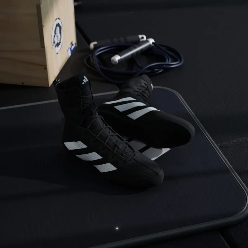 Adidas Box Hog 4 Core Black / Cloud White / Core Black (JS4684)