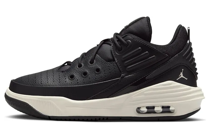air-jordan-max-aura DZ4352-010