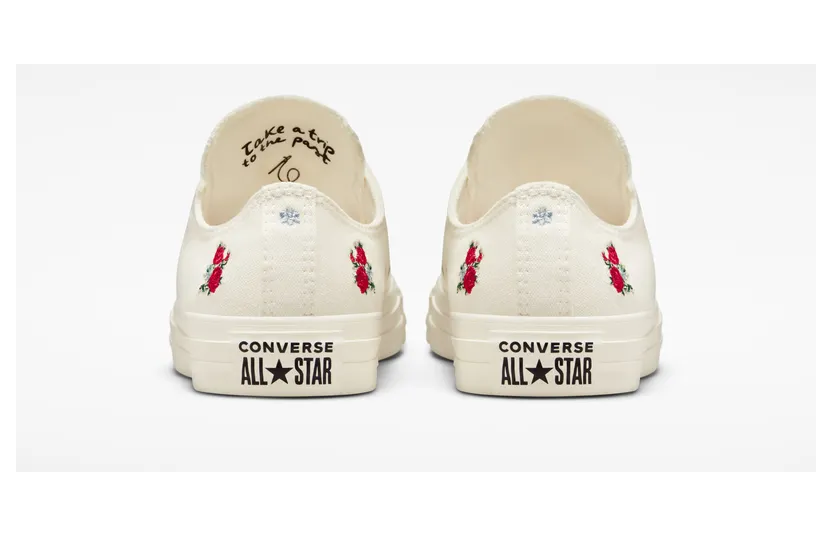 converse-chuck-taylor-all-star A05196C