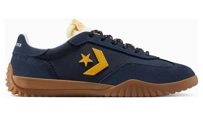 converse-sneaker A16602C