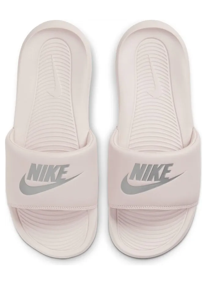 nike-victori-one CN9677-600