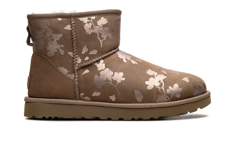 Ugg Classic Mini “Floral Foil Fleece Lined” (1118163-AMP)