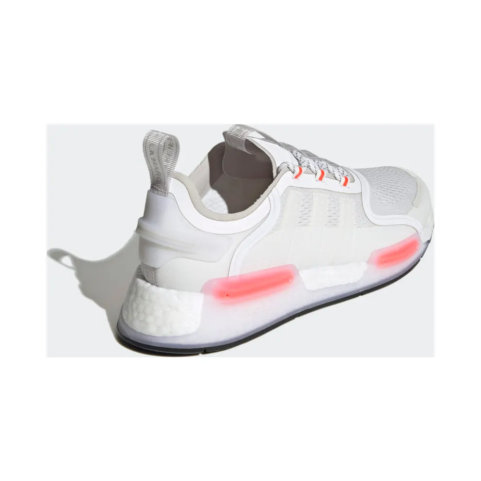 Adidas NMD_V3 Cloud White / Core Black / Grey One (GX2089)