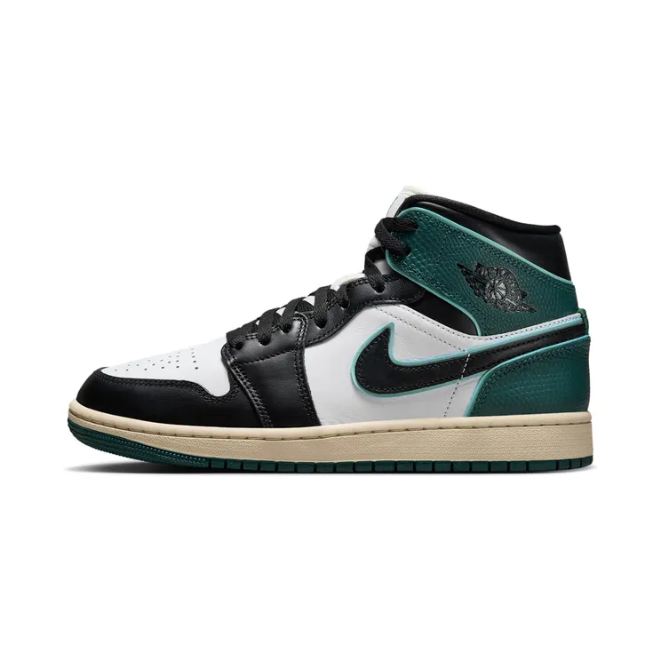 Jordan 1 Mid SE Oxidized “White / Light Dew / Oxidised Green / Black” (FQ7818-100)