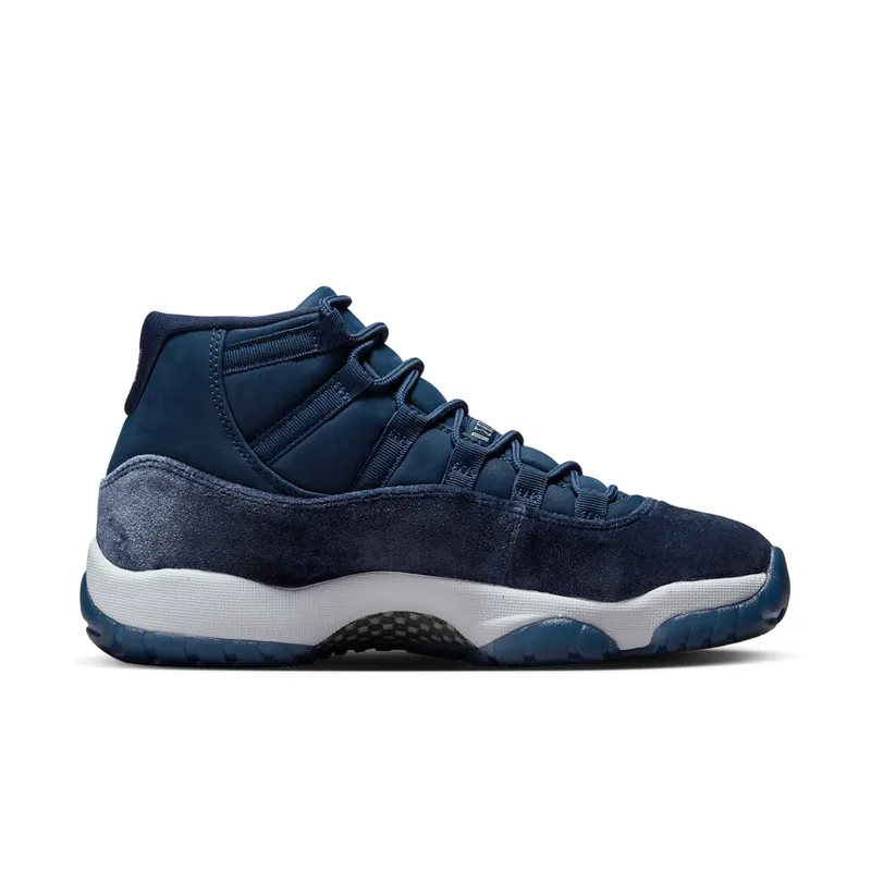 AIR Jordan 11 VELVET “Midnight Navy” (AR0715-441)