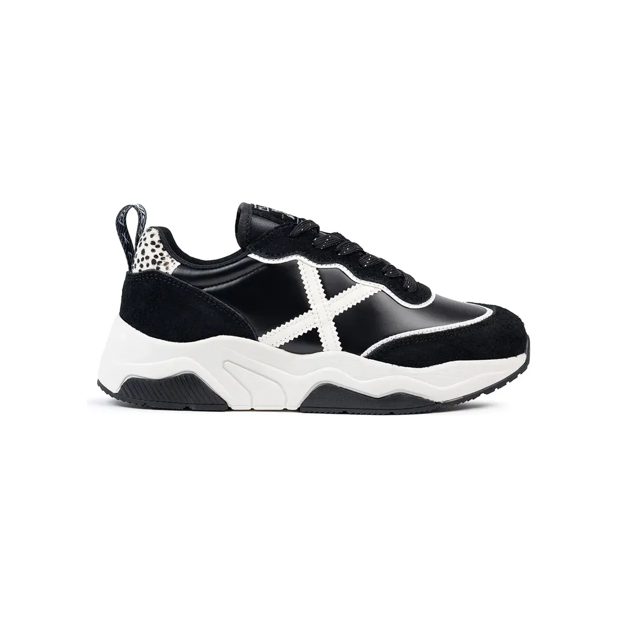 munich-sneaker 8770176