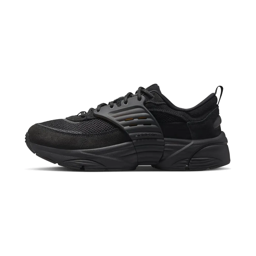 Jordan Trunner O/S “Black Cat” (IB3722-003)