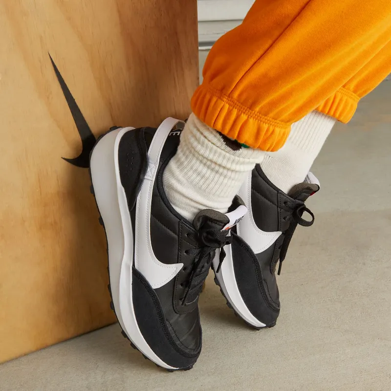 nike-waffle-debut DH9523-002