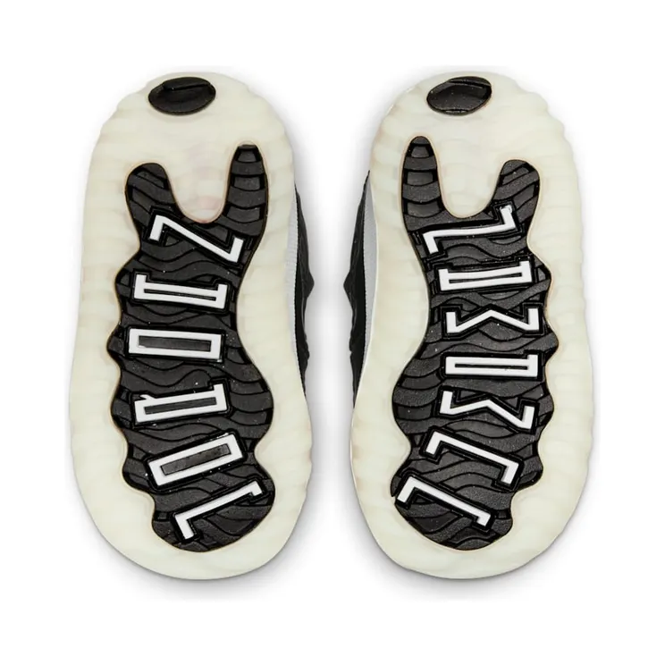air-jordan-11 505836-001