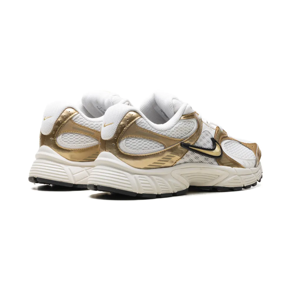 Nike V5 RNR “Phantom Metallic Gold” (IO7523-030)