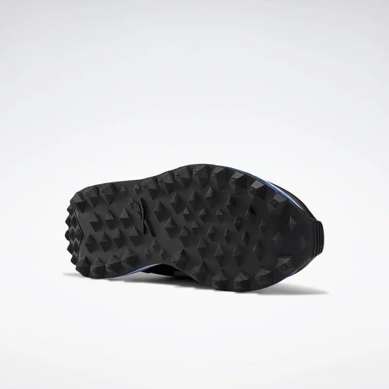 reebok-sneaker FY5015