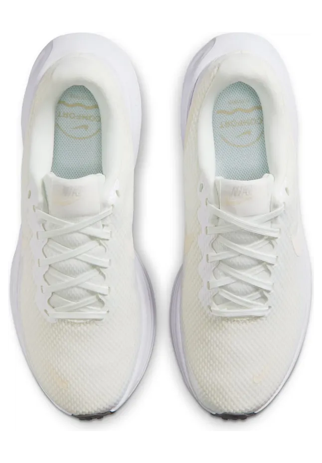 nike-revolution HJ8485-105