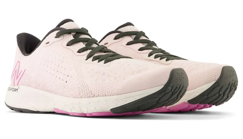 new-balance-sneaker WTMPOCB2