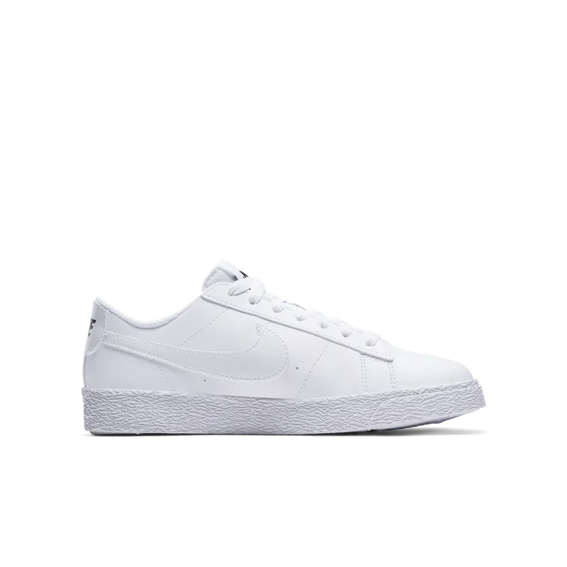 Nike Blazer Low Older Kids’ White (555190-102)
