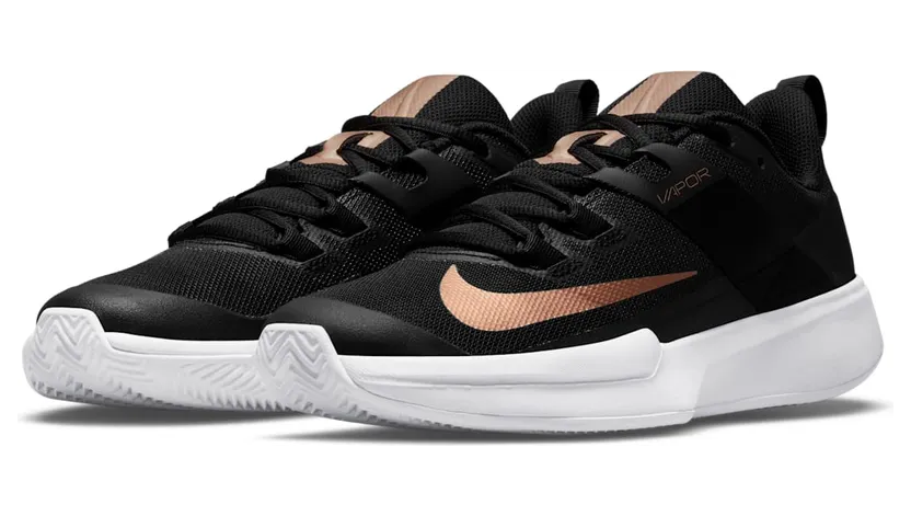 nikecourt DH2945-024