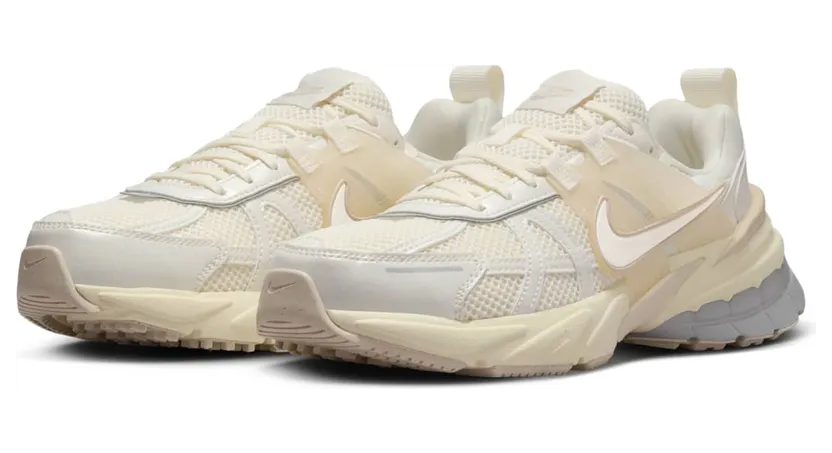 nike-v2k-run HQ1512-110
