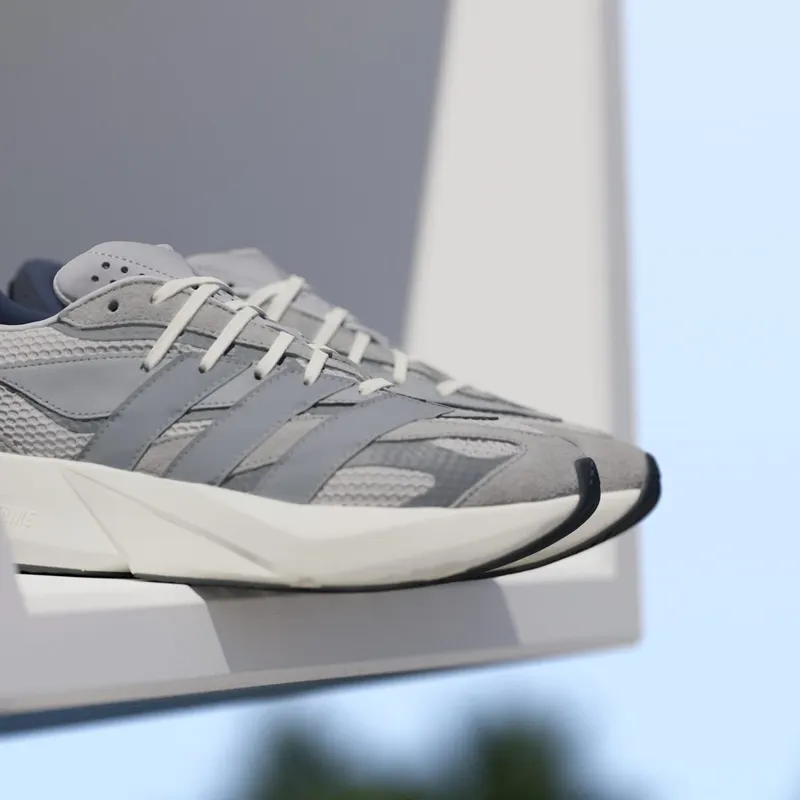 adidas-lightblaze IH8607