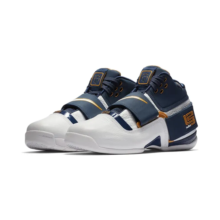 nike-zoom AO2088-400