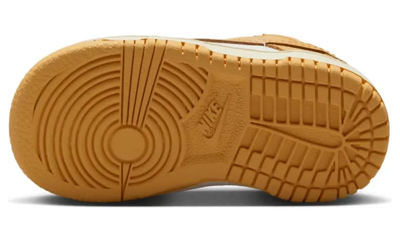 nike-dunk FB9107-700