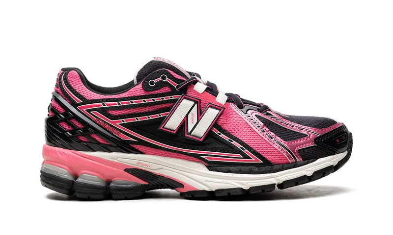 New Balance 1906R “Desert Heat Black Pink” (U1906RMD)