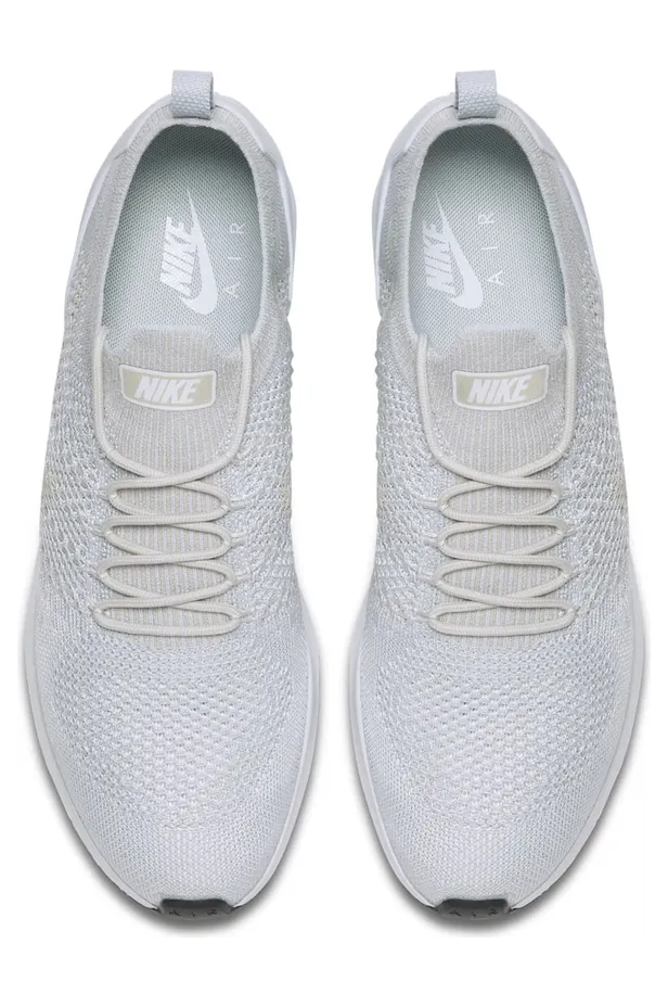 nike-flyknit-racer 918264-011