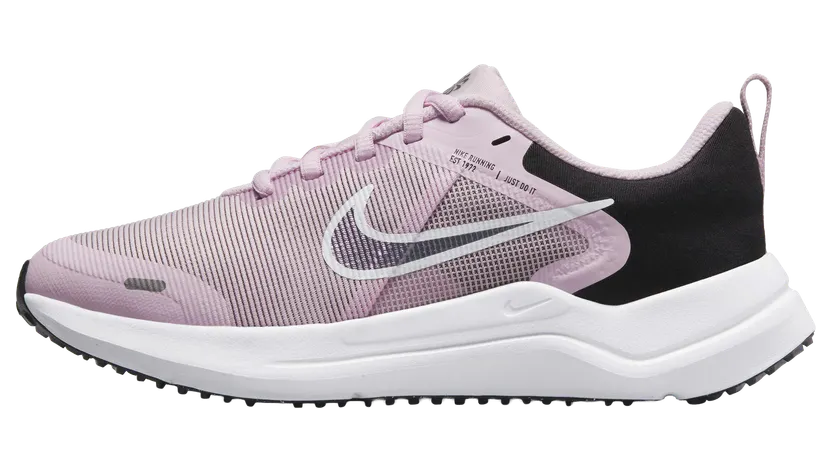 Nike Downshifter 12 voor kids (straat) Roze (DM4194-600)