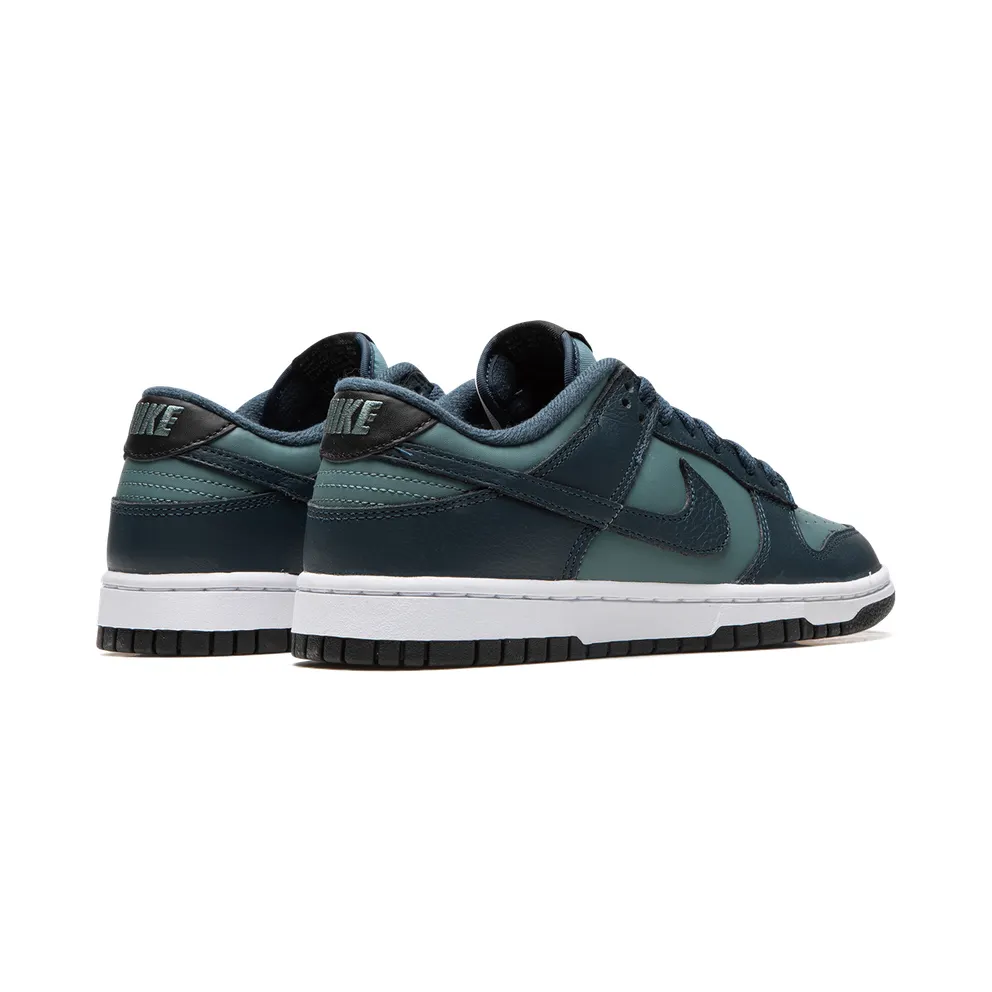 Nike Dunk Low PRM “Armory Navy” (DR9705-300)