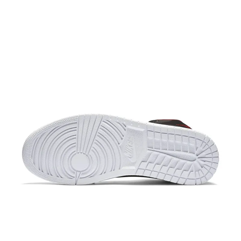 Jordan Executive Black/Gym Red-Gym Red-White (820240-001)