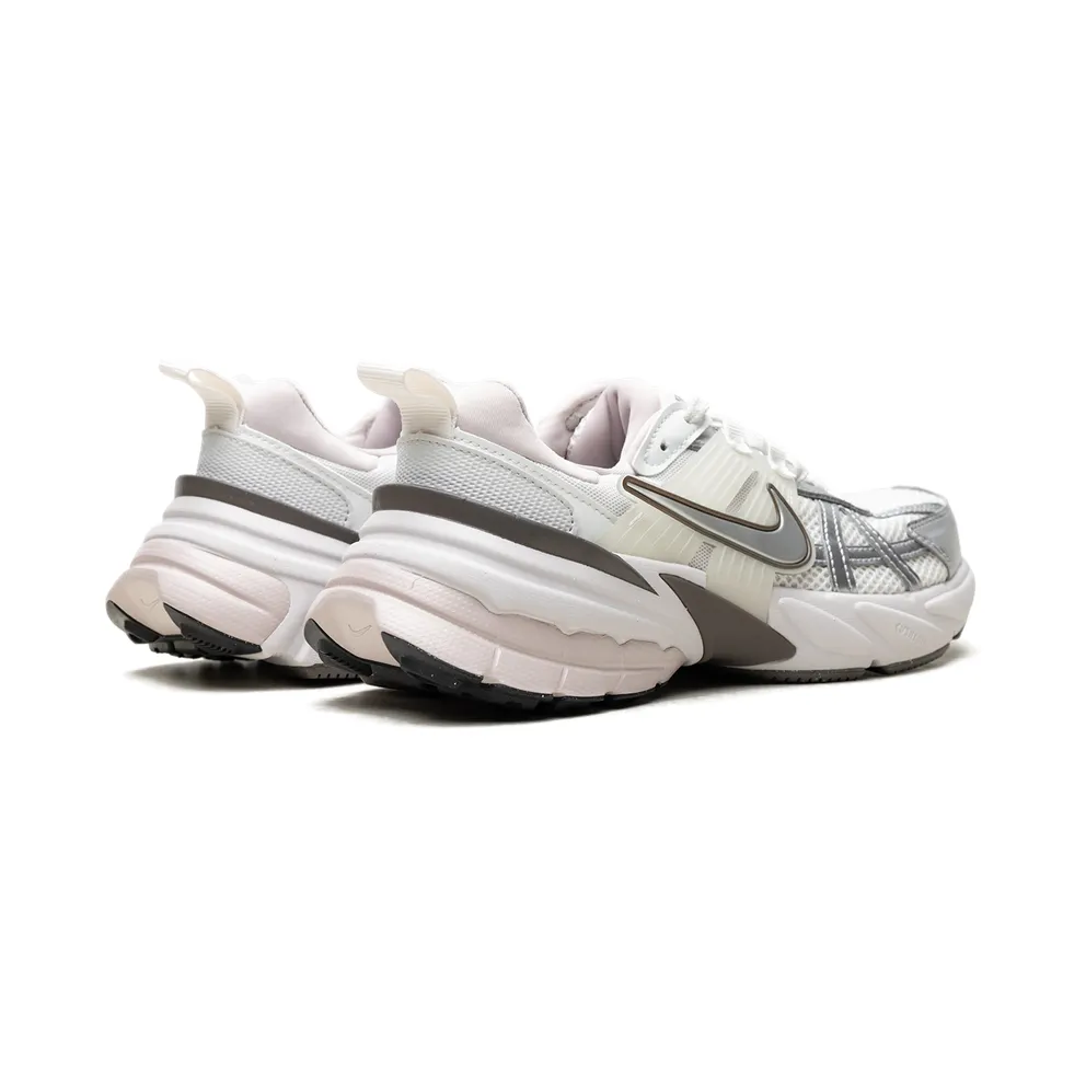 Nike V2K Run “Platinum Tint/Summit White/Cave Stone/Metallic Silver” (FD0736-010)