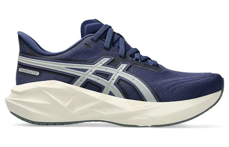 asics-novablast 1012B811-400