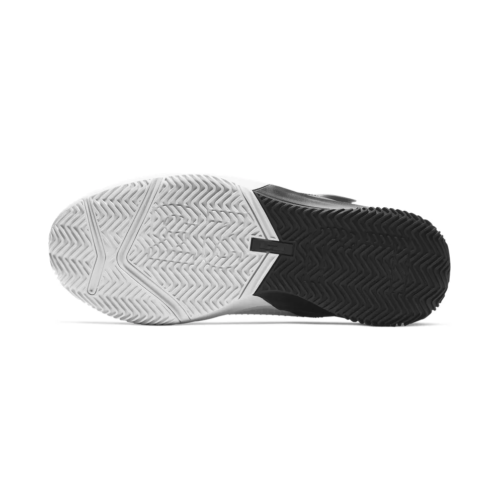 Nike LeBron Soldier 13 FlyEase “White / Black” (CJ1317-100)