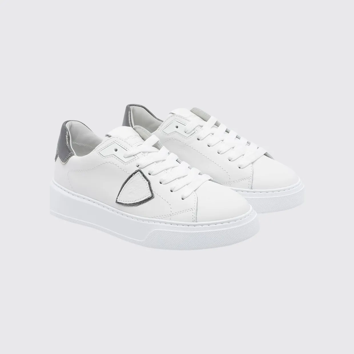 Philippe Model Temple Smooth Calfskin Low-Top Sneakers with Bicolor Design White (BTLDVM06)