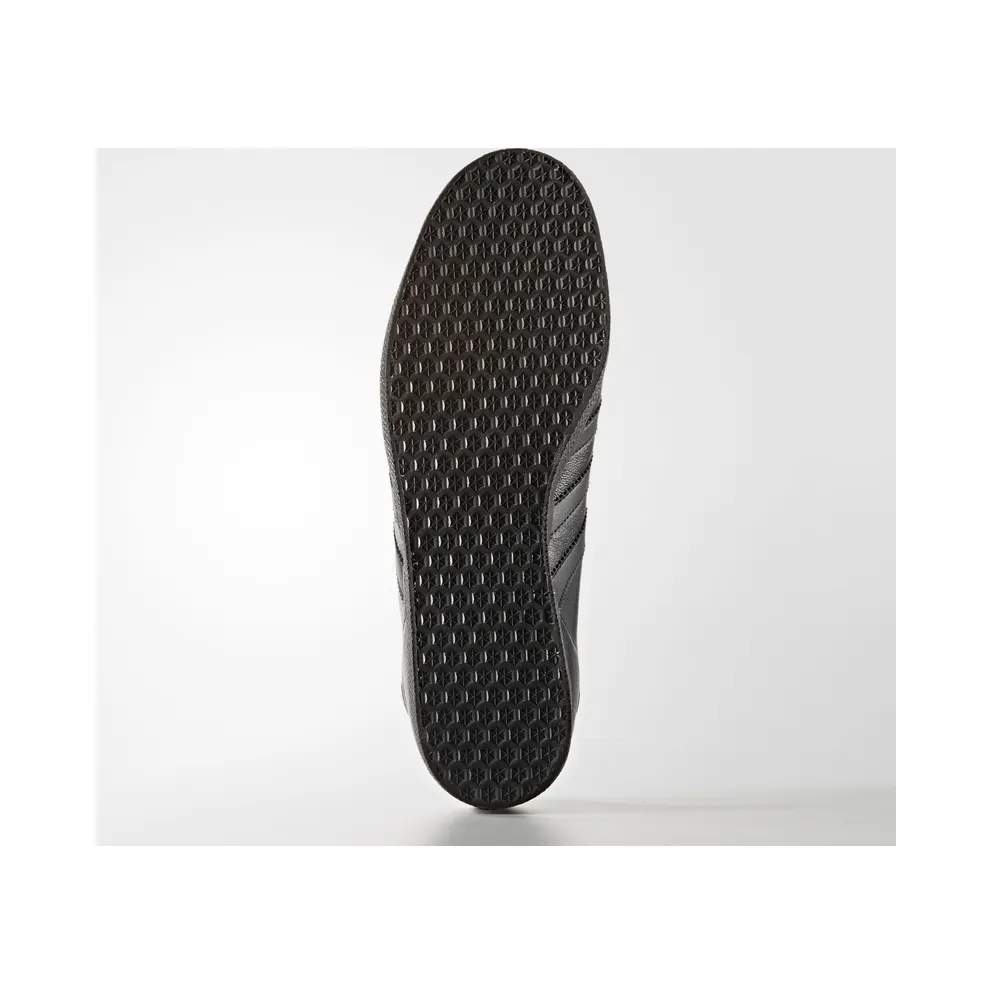 adidas Gazelle Black/Black-Gold Metallic Black/Black-Gold Metallic (BB5497)