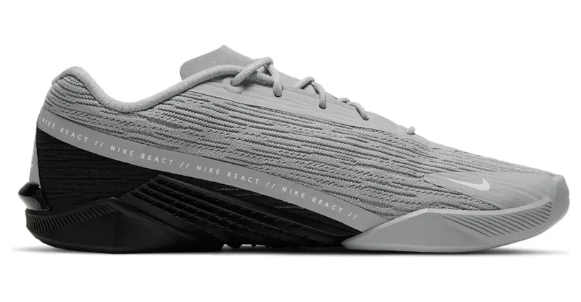 nike-metcon CT1243-001