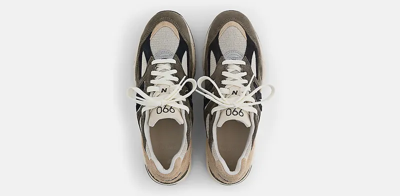 New Balance 990v2 MiUSA Grey Tan (M990GB2)