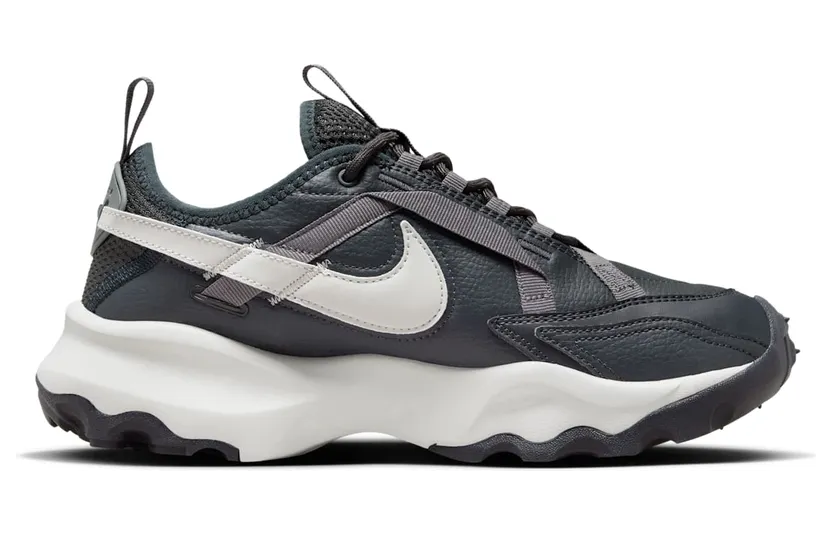 nike-sneaker DD9682-001