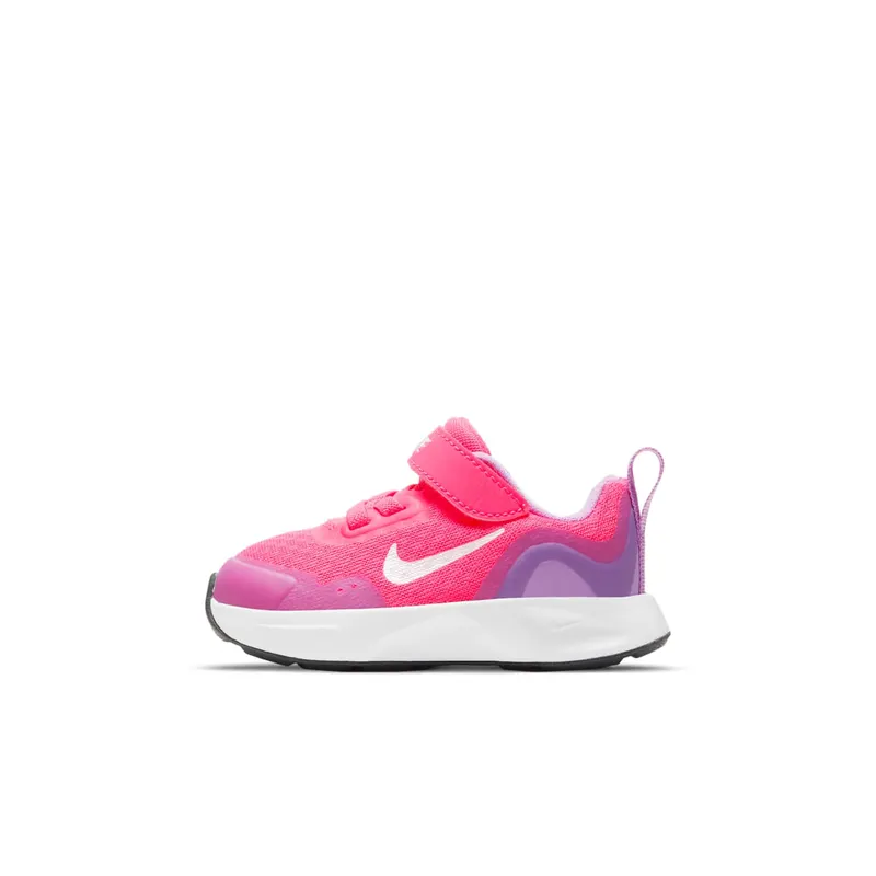 Nike WearAllDay “Hyper Pink / Fuchsia Glow / Dark Smoke Grey / White” (CJ3818-600)