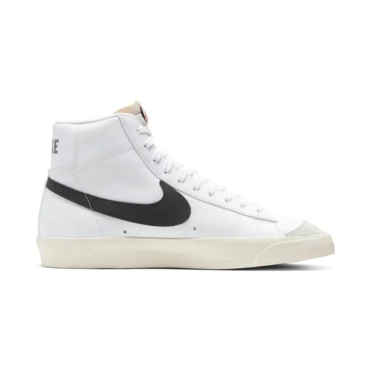 nike-blazer BQ6806-104