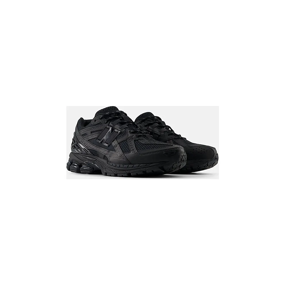 New Balance 1906 “Tripple Black” (M1906NJ)