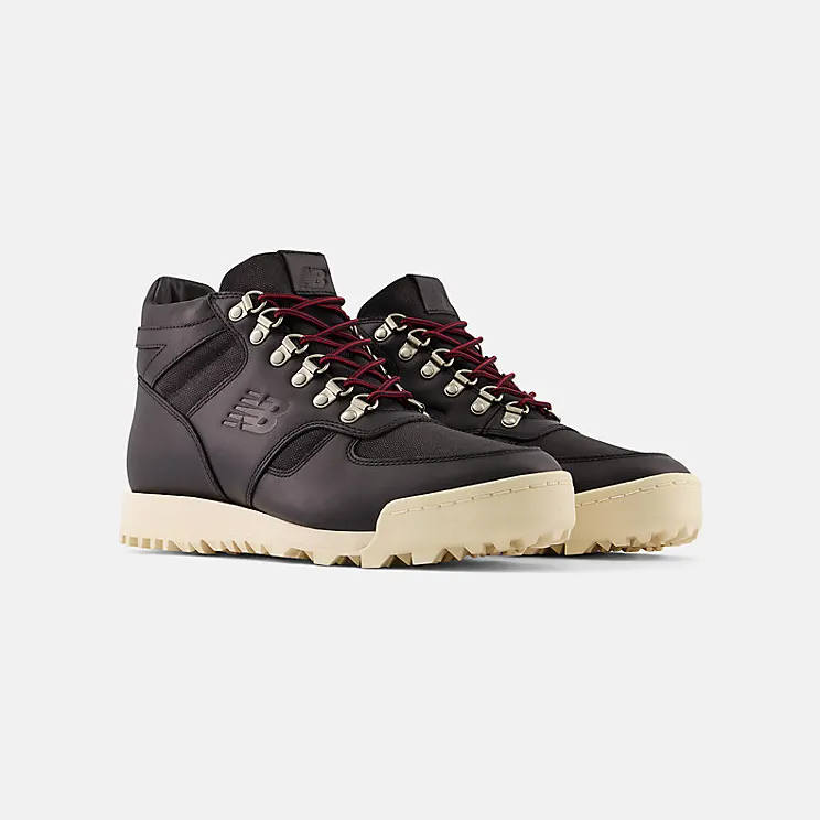 new-balance-rainier URAINAL