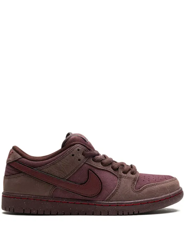Nike SB Dunk Low City of Love sneakers – Red (FN0619)
