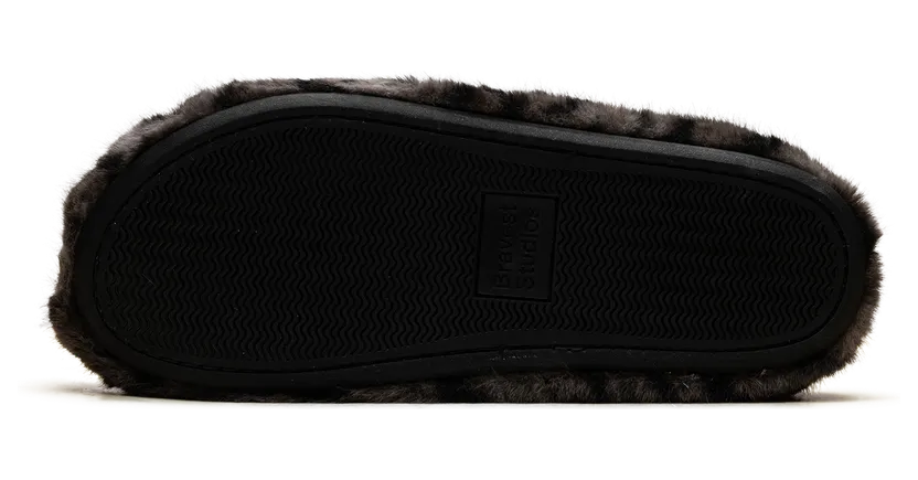 bravest-studios-sneaker BS08